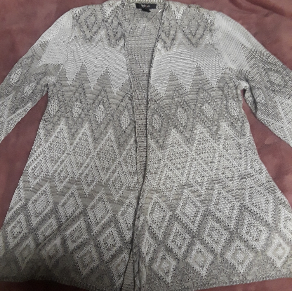 Open sweater - Picture 5 of 5